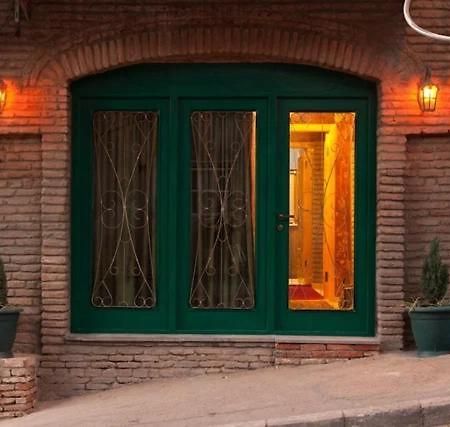 Green Door Τυφλίδα Εξωτερικό φωτογραφία